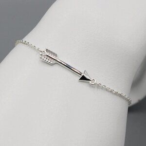 Jewelry bracelet arrow love travel direction silver tone dainty minimalist new